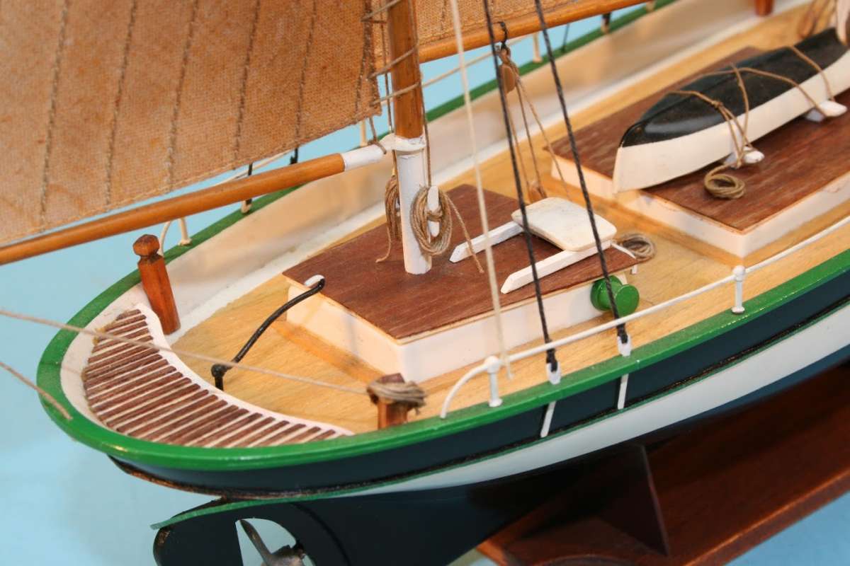 Billing Boats Dana Mini Fischkutter - Modellschiffe Bausatz