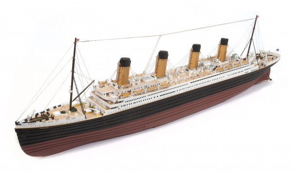 Titanic M 1:300 Kit
