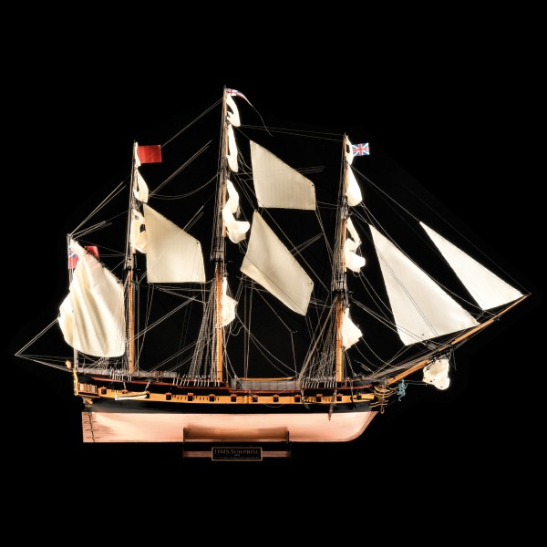Britische Fregatte HMS Surprise Modellschiff Bausatz 1:48