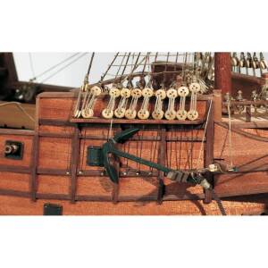 spanische Galeone San Martin Schiffsbausatz 1:90