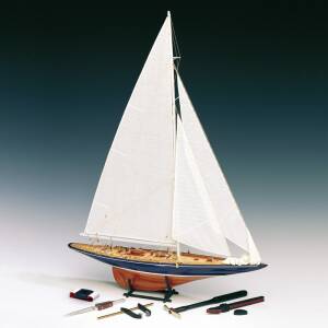 America Cup Yacht Endeavour 1934 with Tool Kit 1:80