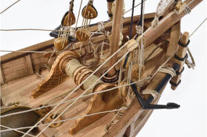 Caravel Pinta Ship Model Kit 1:65