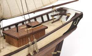Polaris Starter Pack Ship Model Kit 1:50