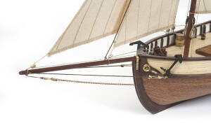 Polaris Starter Pack Ship Model Kit 1:50