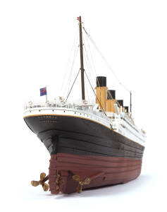Titanic M 1:300 Kit