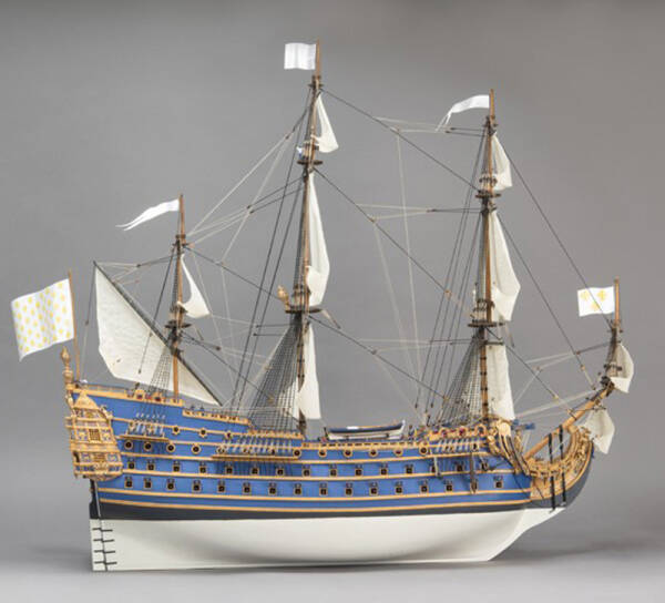 French Line War Ship Soleil Royal Model Ship Kit 1:72