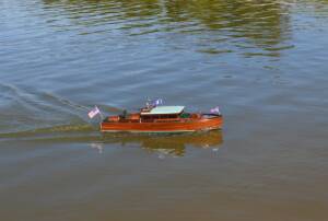 1929 38 ft. Chris-Craft Commuter
