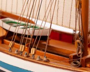 French Sailing Boat Le Martegaou Model Kit 1:80