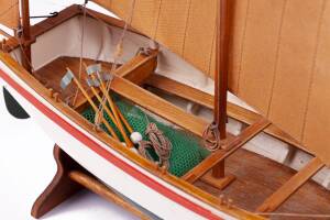 franz. Fischerboot Le Bayard Bausatz 1:30