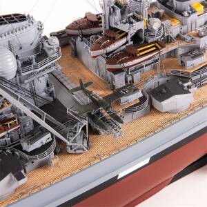 Schlachtschiff Bismarck Bausatz Schiff 1:200