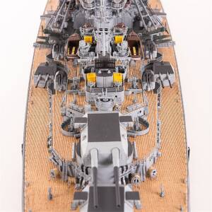 Schlachtschiff Bismarck Bausatz Schiff 1:200