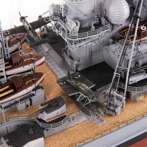 Schlachtschiff Bismarck Bausatz Schiff 1:200