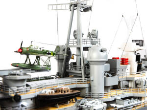 schwerer Kreuzer Prinz Eugen WWII Bausatz 1:200