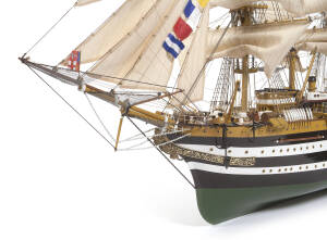 Segelschulschiff Amerigo Vespucci Bausatz 1:100