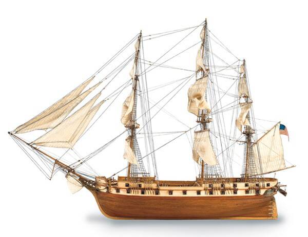 American Frigate "U.S. Constellation" Ship Model Kit 1:85