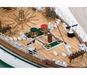 Segelschulschiff Gorch Fock Modellschiff Baukasten 1:95