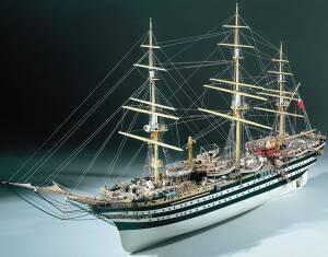 School Ship Amerigo Vespucci Ship Model Kit 1:84