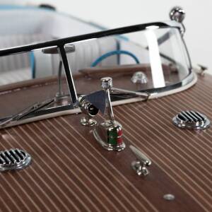 Riva Aquarama Modellschiff Bausatz 1:10