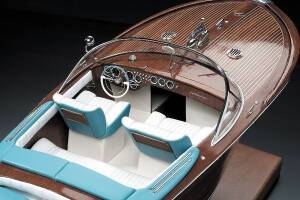 Riva Aquarama Modellschiff Bausatz 1:10
