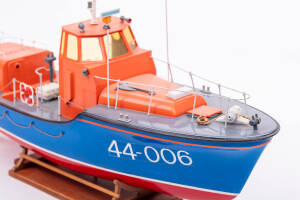 R.N.L.I. Waveny Lifeboat Mini