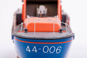 R.N.L.I. Waveny Lifeboat Mini