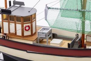 Shrimp Cutter Rainbow Mini Model Boat Kit 1:60