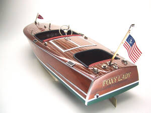 Chris Craft Racer Mahagoni Bausatz 1:8