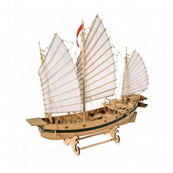 Chinese Pirate Junk Ship Model Kit 1:100
