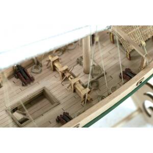 Chinese Pirate Junk Ship Model Kit 1:100