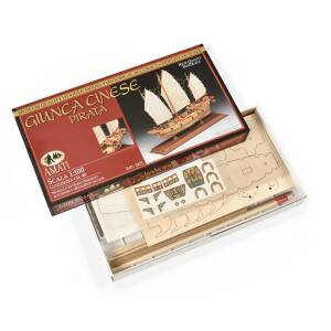 Chinese Pirate Junk Ship Model Kit 1:100
