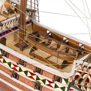 English Galleon HMS Revenge Ship Model Kit M1.85