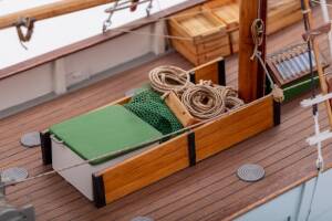 Cutter Mary Ann Ship Model Kit 1:33 Wood