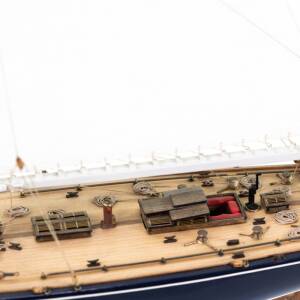 Endeavour 1934 M 1:35