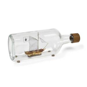 Ship in a Bottle Dutch Yacht Kit