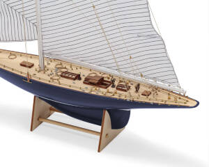 Endeavour 1934 M 1:80 prefabricated hull