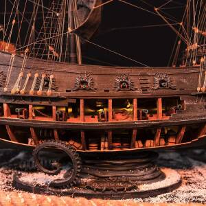 Model Stand Flying Dutchman