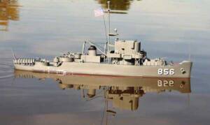 A 180 Patrol Craft Escort  " USS Whitehall"