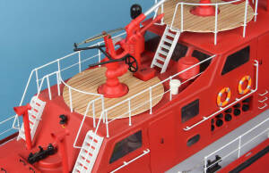 German Fireboat Düsseldorf ABS Ship Model Kit 1:25