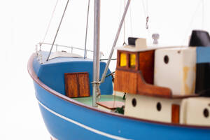Trawler Progress  RC Ship Model Kit 1:60  - limited Edition