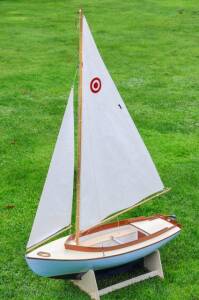 Bullseye Sailing Boat