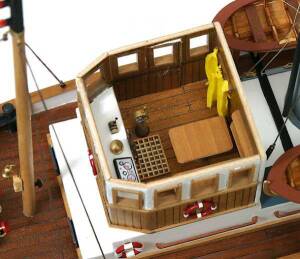 Salvage Tug Ulises RC Model Kit 1:50
