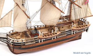 Whaling Ship Essex Ship Model Kit 1:60