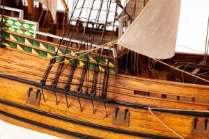 Galeone Mayflower Standmodell Bausatz 1:60