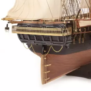 französische Fregatte Belle Poule Modellschiff 1:90
