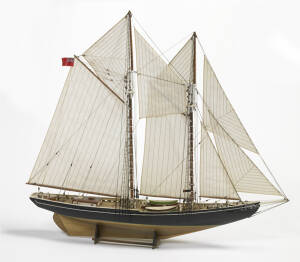 Schooner Bluenose Model Kit 1:65