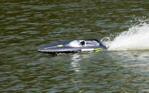 UDI RC Tylosaurus High Speed Boat Brushless