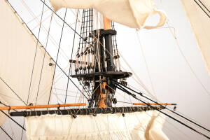 British Frigate HMS Surprise Premium Ship Model Kit 1:48