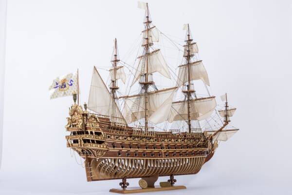 Soleil Royal Ship Model Kit Limited Edition 1:70