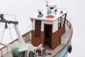 Trawler Boulogne Etaples RC model kit 1:20