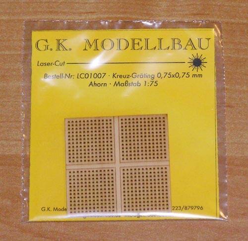 Cross Hatched Pattern 40x40 mm